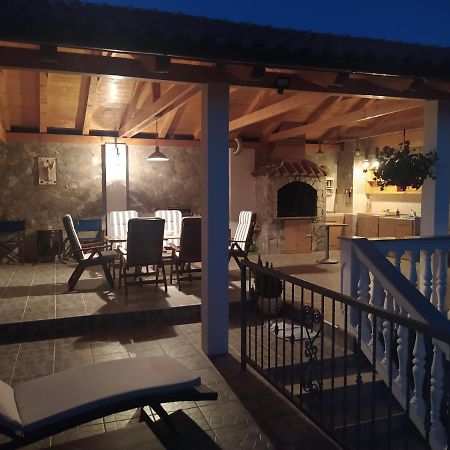 Tomic Lägenhet Novi Vinodolski Exteriör bild